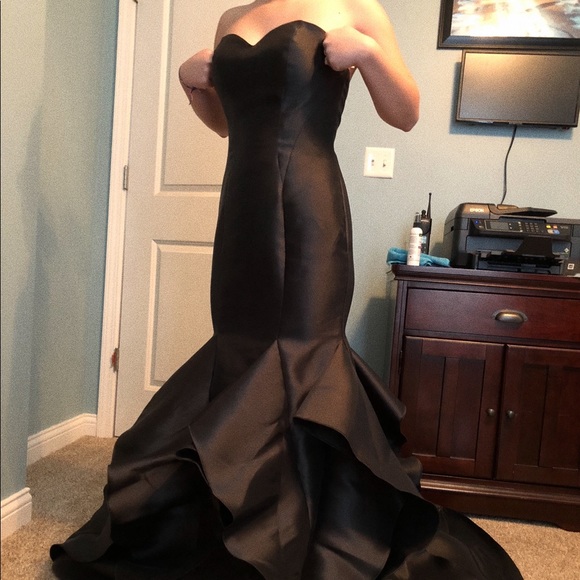 Black Prom Dress!! - Picture 1 of 2
